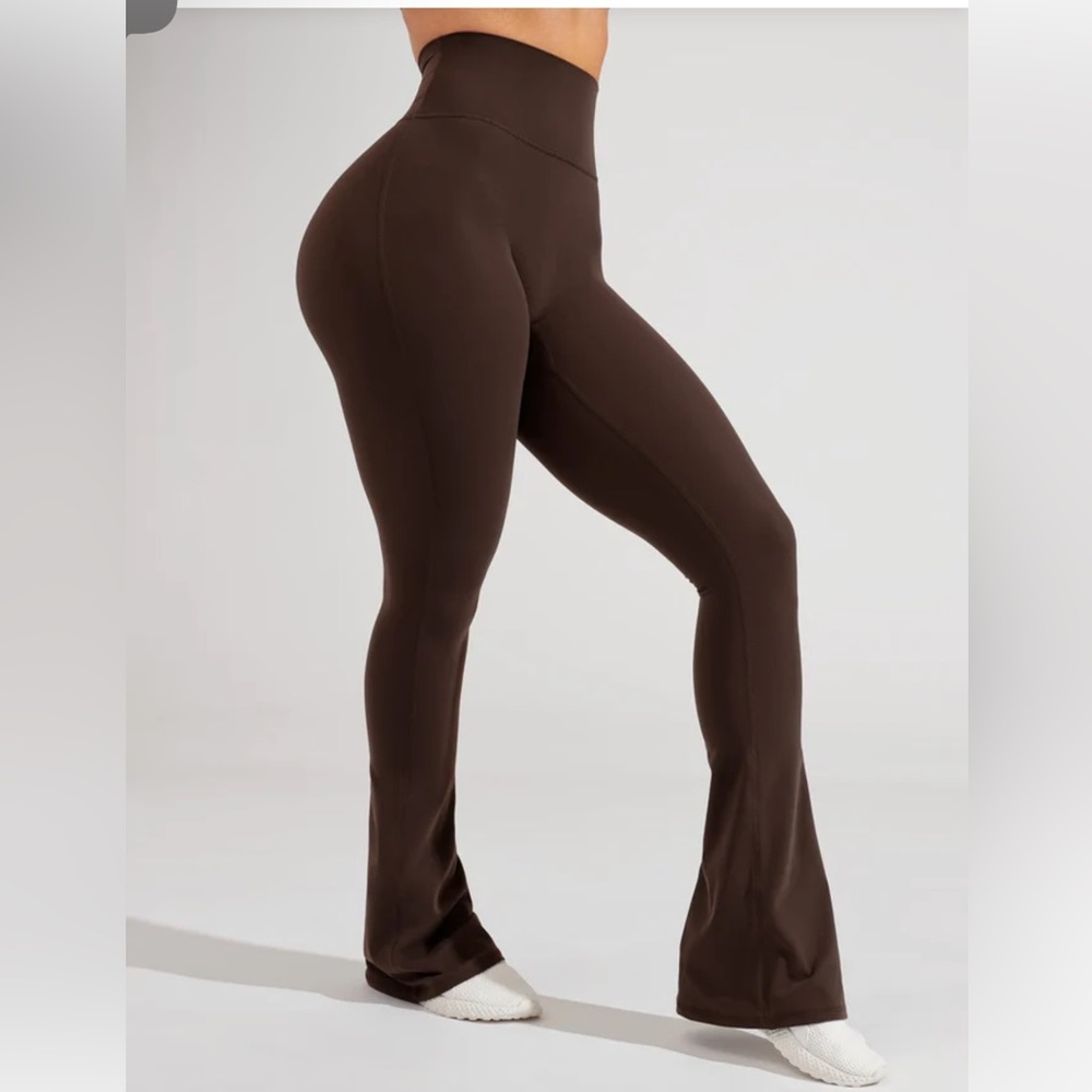 BuffBunny Foxy Flare Legging | Journey Dark Brown | Size Small